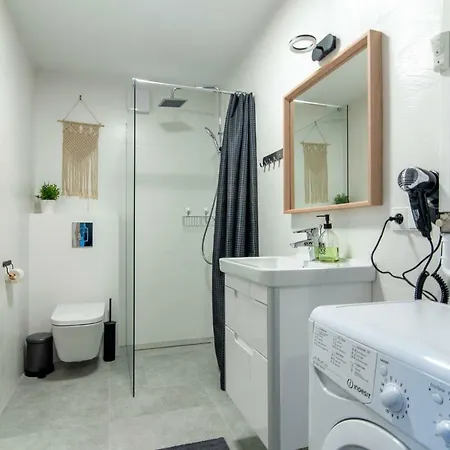 Lesna#46 Apartment *
